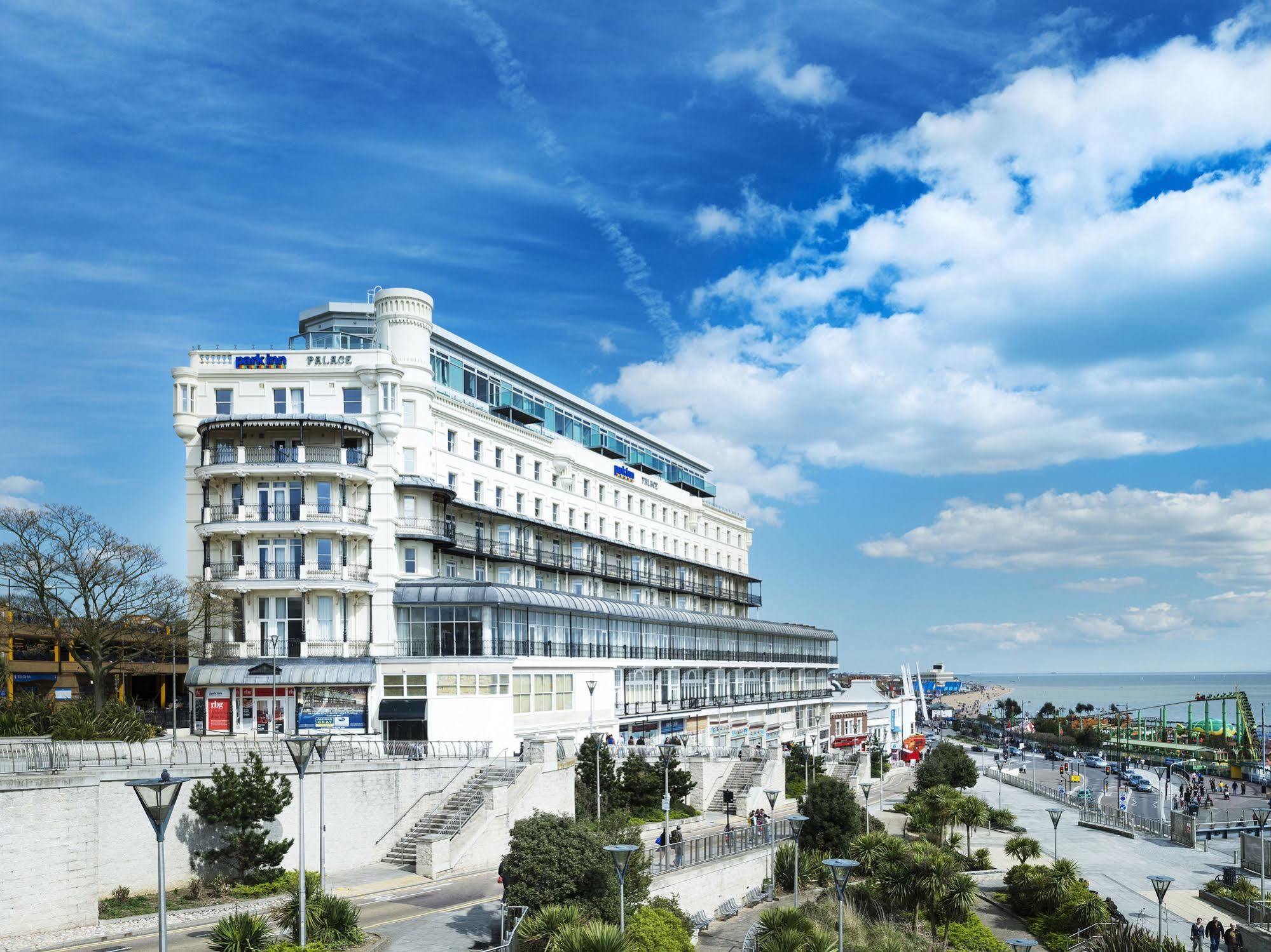 Park Inn By Radisson Palace Southend-on-Sea Extérieur photo