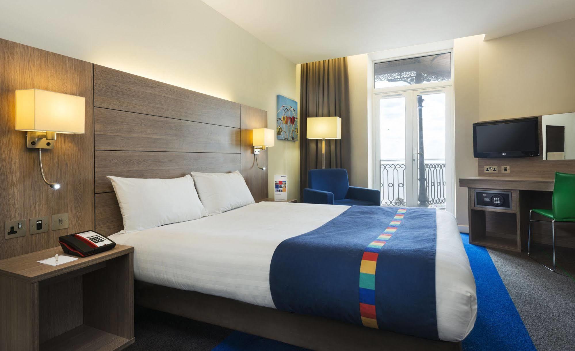 Park Inn By Radisson Palace Southend-on-Sea Extérieur photo
