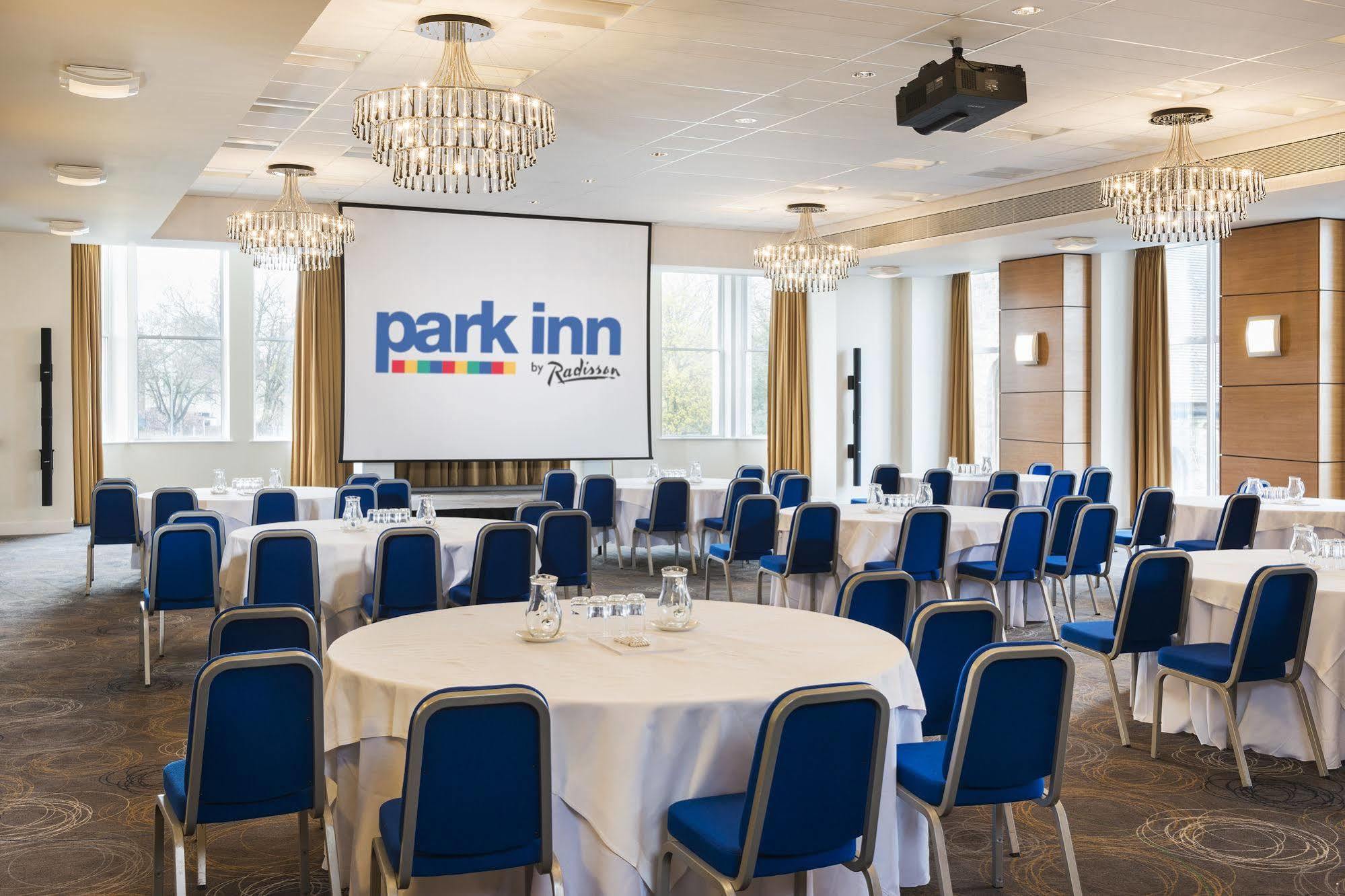 Park Inn By Radisson Palace Southend-on-Sea Extérieur photo